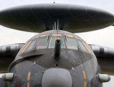 Το νέο ρωσικό ιπτάμενο ραντάρ A-100 πραγματοποίησε την πρώτη του πτήση